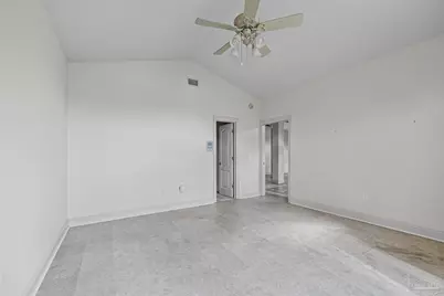 7934 Castle Pointe Way, Pensacola, FL 32506 - Photo 10