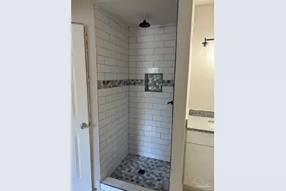 3056 Bay St, Gulf Breeze, FL 32563 - Photo 18