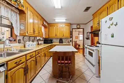 507 4th Ave, Atmore, AL 36502 - Photo 4