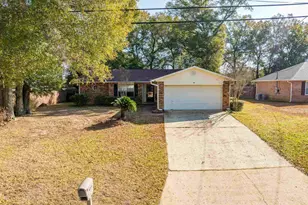 4344 Chantilly Way, Milton, FL 32583 - Photo 2