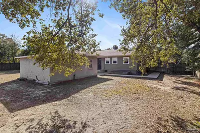 1808 N Reus St, Pensacola, FL 32501 - Photo 36