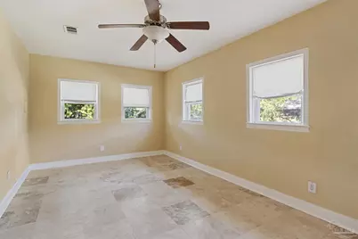 1808 N Reus St, Pensacola, FL 32501 - Photo 14