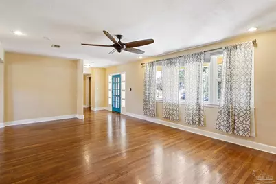 1808 N Reus St, Pensacola, FL 32501 - Photo 6