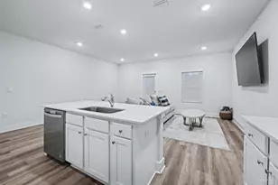 2946 Overcup St, Pensacola, FL 32514 - Photo 6