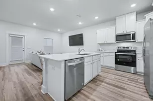 2946 Overcup St, Pensacola, FL 32514 - Photo 4