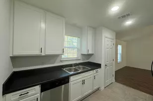 5396 Spruce St, Gulf Breeze, FL 32563 - Photo 10