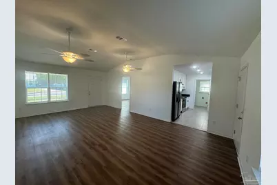 5396 Spruce St, Gulf Breeze, FL 32563 - Photo 4