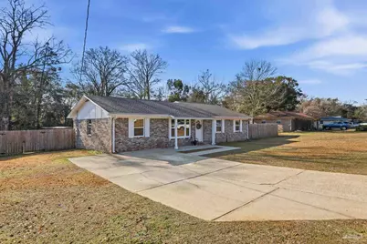 769 El Camino Dr, Cantonment, FL 32533 - Photo 2