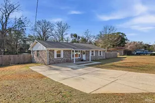 769 El Camino Dr, Cantonment, FL 32533 - Photo 2