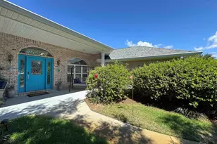 1757 Brooke Beach Dr, Navarre, FL 32566 - Photo 4