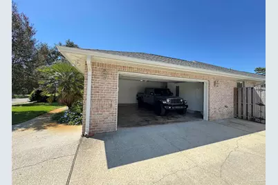 1757 Brooke Beach Dr, Navarre, FL 32566 - Photo 20