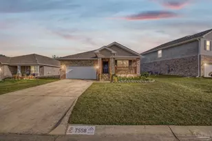 7558 Oak Lake Blvd, Pensacola, FL 32526 - Photo 2