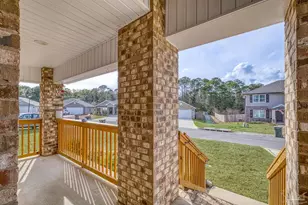 7558 Oak Lake Blvd, Pensacola, FL 32526 - Photo 10