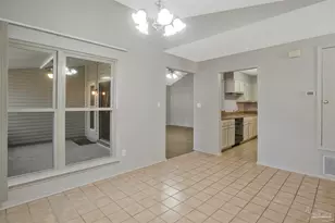 3020 Cedarwood Village Ln, Pensacola, FL 32514 - Photo 4