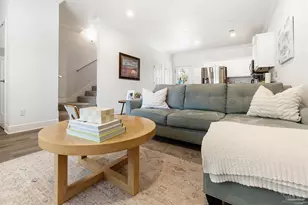 58 N M St, Pensacola, FL 32502 - Photo 2