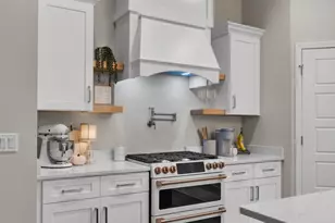 1115 Barcia Dr, Pensacola, FL 32503 - Photo 6