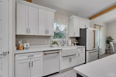 1115 Barcia Dr, Pensacola, FL 32503 - Photo 8