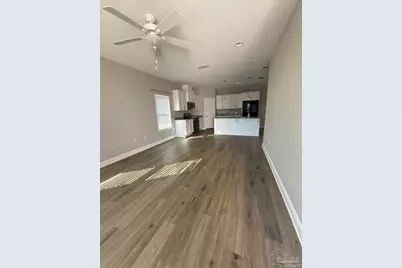 2307 Hadleigh Hills Ct, Navarre, FL 32566 - Photo 2