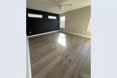 2307 Hadleigh Hills Ct, Navarre, FL 32566 - Photo 8