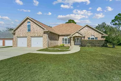 5643 Dunbar Cir, Milton, FL 32583 - Photo 2