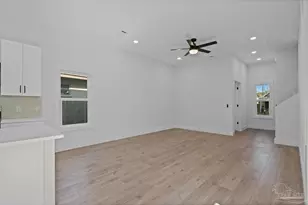 1003 N D St, Pensacola, FL 32501 - Photo 18