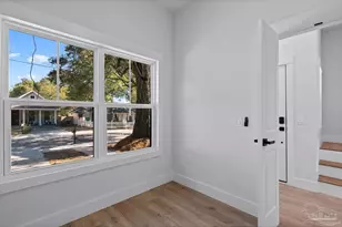 1003 N D St, Pensacola, FL 32501 - Photo 32