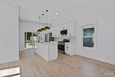 1003 N D St, Pensacola, FL 32501 - Photo 6