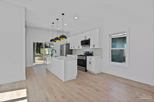 1003 N D St, Pensacola, FL 32501 - Photo 6