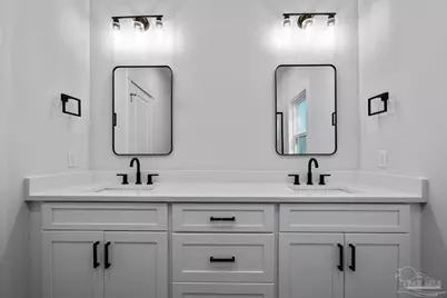 1003 N D St, Pensacola, FL 32501 - Photo 22