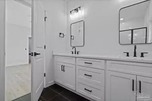 1003 N D St, Pensacola, FL 32501 - Photo 24