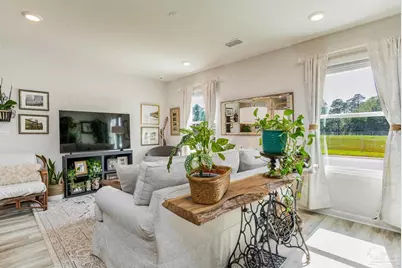 2568 Sutton Place Dr, Cantonment, FL 32533 - Photo 8