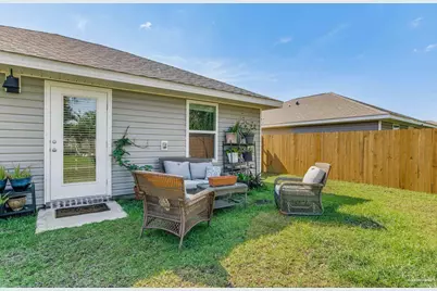 2568 Sutton Place Dr, Cantonment, FL 32533 - Photo 28