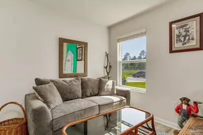 2568 Sutton Place Dr, Cantonment, FL 32533 - Photo 18