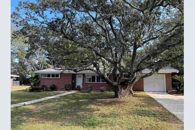 104 Navarre St, Gulf Breeze, FL 32561 - Photo 1