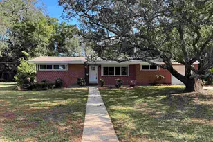 104 Navarre St, Gulf Breeze, FL 32561 - Photo 34