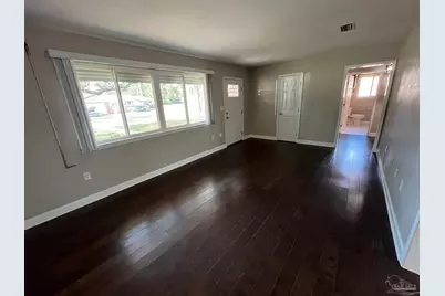 104 Navarre St, Gulf Breeze, FL 32561 - Photo 8