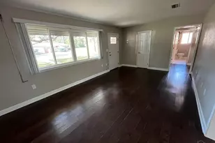 104 Navarre St, Gulf Breeze, FL 32561 - Photo 8