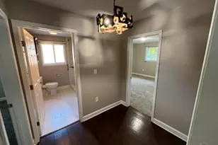 104 Navarre St, Gulf Breeze, FL 32561 - Photo 16