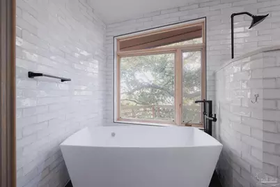 92 Highpoint Dr, Gulf Breeze, FL 32561 - Photo 22