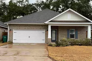 206 Niceville Ave, Niceville, FL 32578 - Photo 1