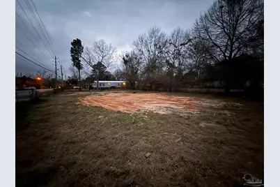 502 Washington St, Pensacola, FL 32533 - Photo 4