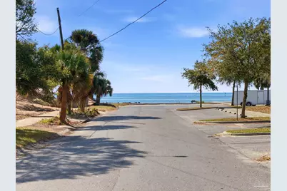 902 S I St, Pensacola, FL 32502 - Photo 6