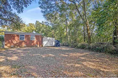 6589 Cedar St, Milton, FL 32570 - Photo 8