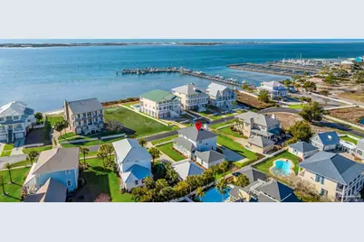 4030 Landfall Dr, Pensacola, FL 32507 - Photo 6