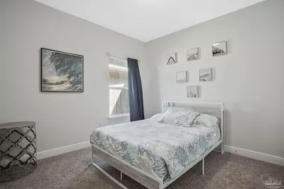 3179 Heritage Oaks Cir, Navarre, FL 32566 - Photo 12