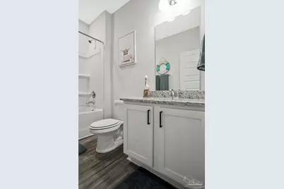 3179 Heritage Oaks Cir, Navarre, FL 32566 - Photo 10