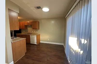 676 S 72nd Ave #C, Pensacola, FL 32506 - Photo 4