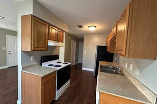 676 S 72nd Ave, Pensacola, FL 32506 - Photo 6