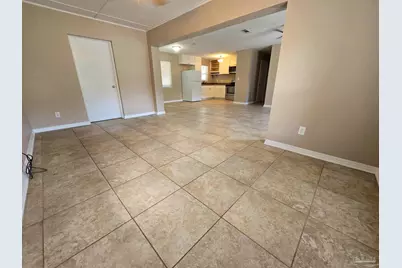 6202 Fairview Dr, Pensacola, FL 32505 - Photo 10