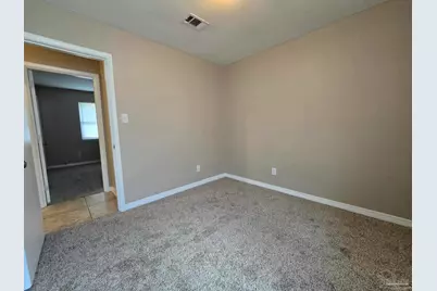6202 Fairview Dr, Pensacola, FL 32505 - Photo 12